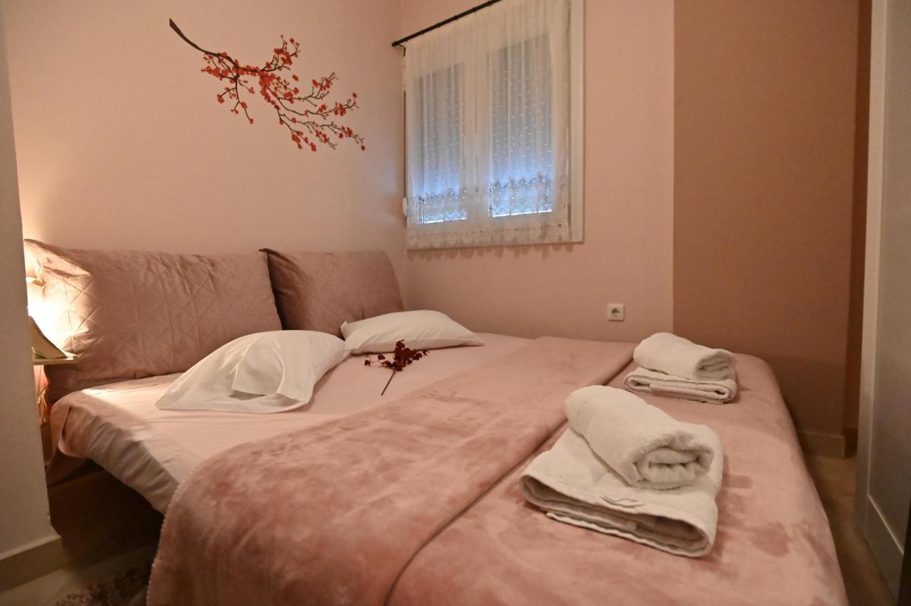 Cozy Apartment Νear Nea Paralia Of Солун Екстериор снимка